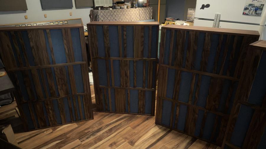 Walnut diffusers