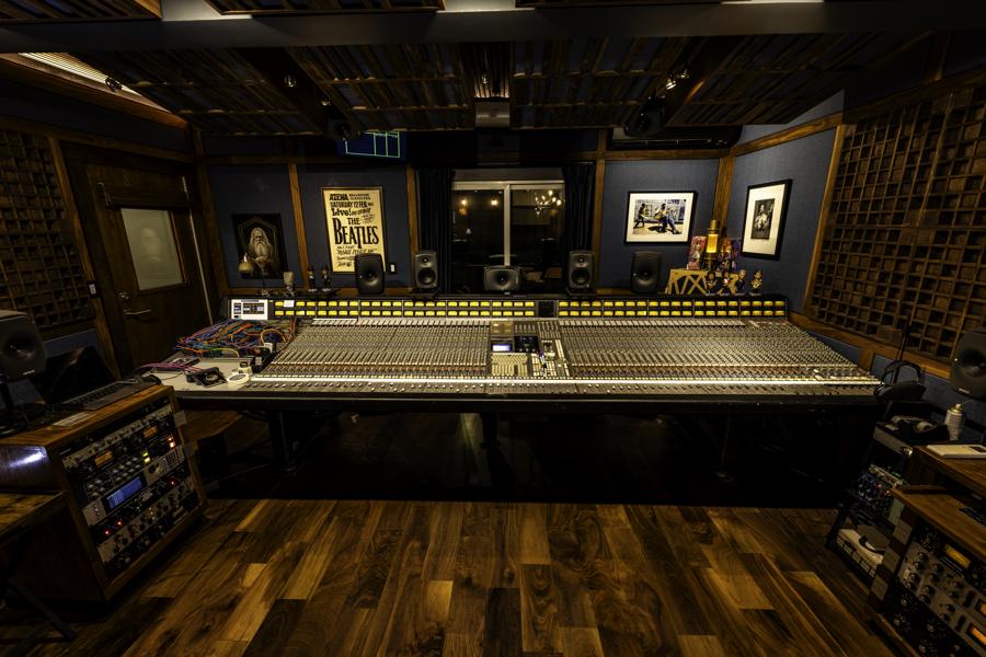 Mix This! FTA control room